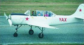 Yak 52